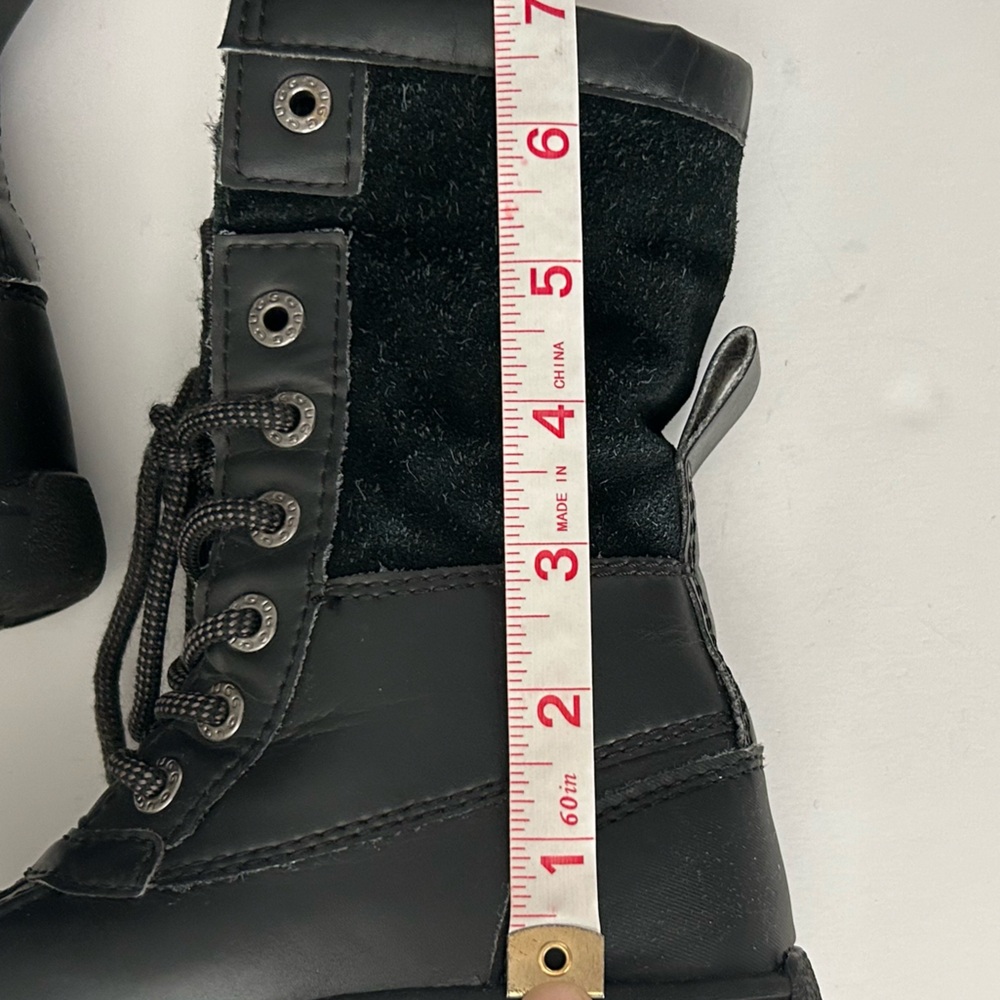 Boy’s Ugg Black Butte Rubber Suede Water resistance Snow Winter Boots size 12 - Picture 10 of 14